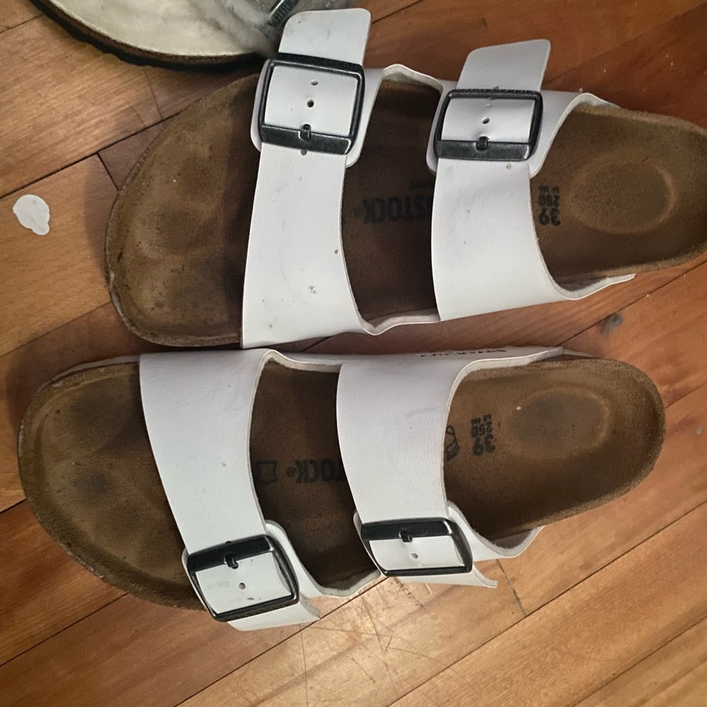 White Arizona Birkenstocks size 39